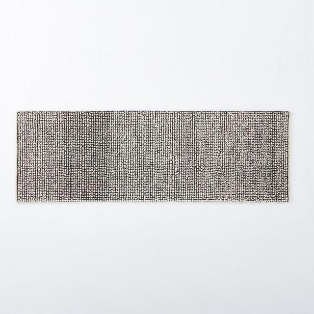 Loomis Black and White Loop Runner 2.5'x8'