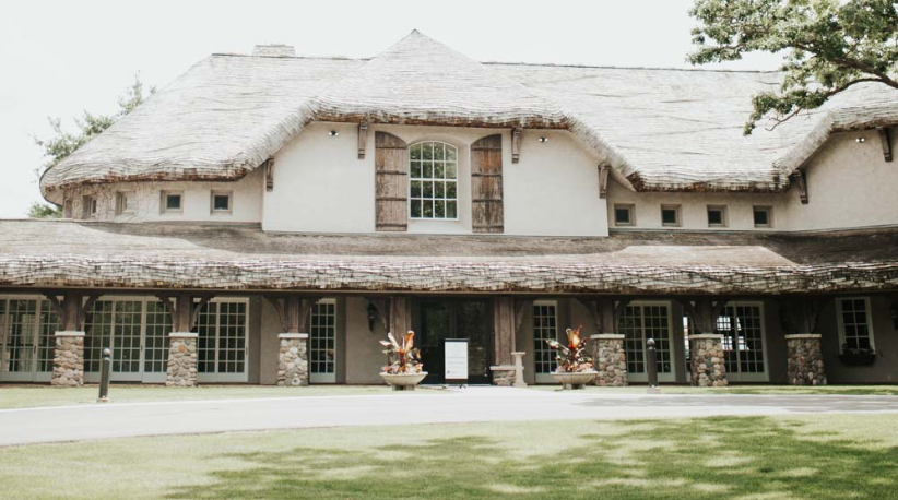 The Wedding Website of Alyssa George and Zach Larsen