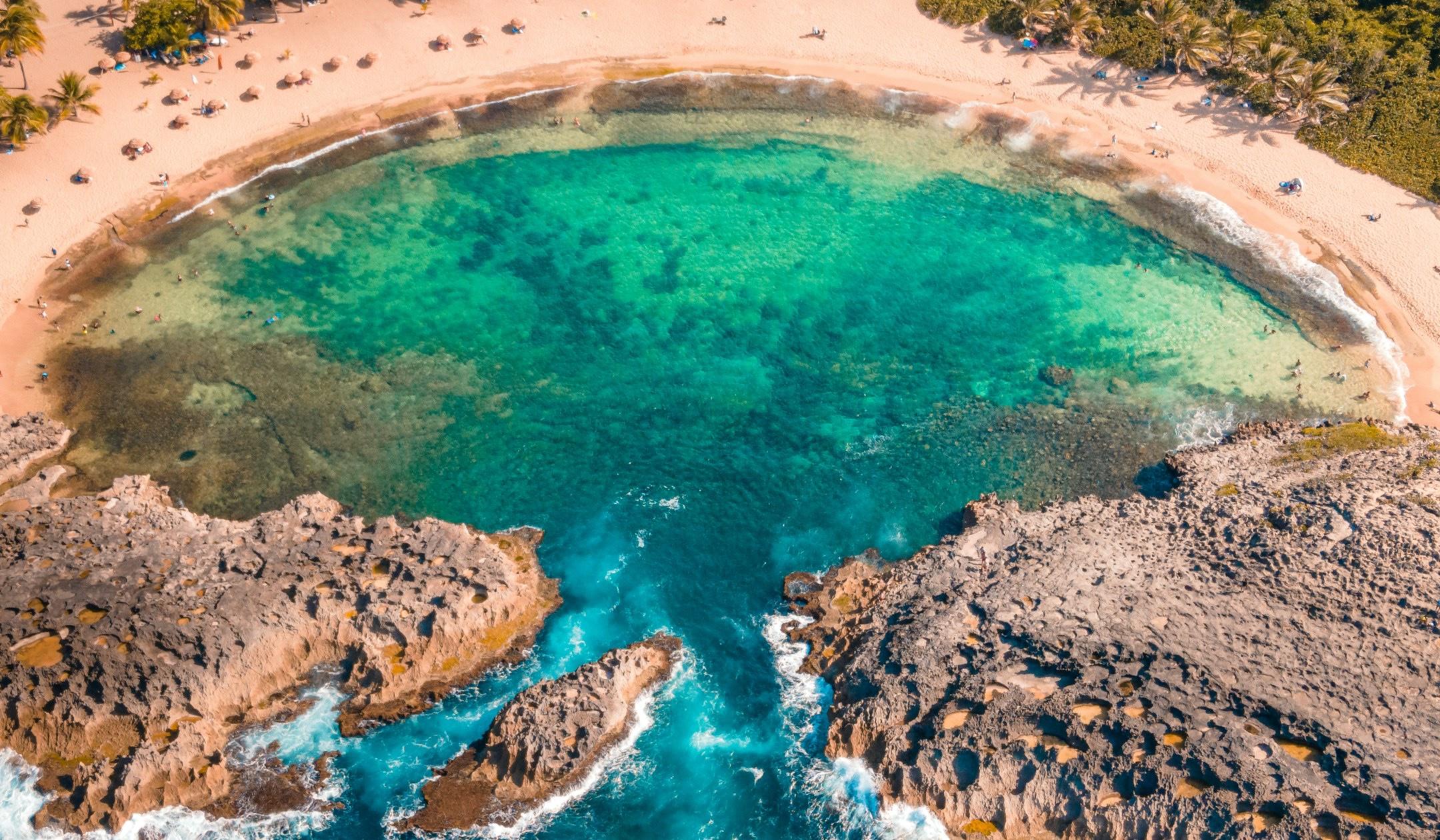 The Wedding Website of Dulce Hernández and Peyman Tadi