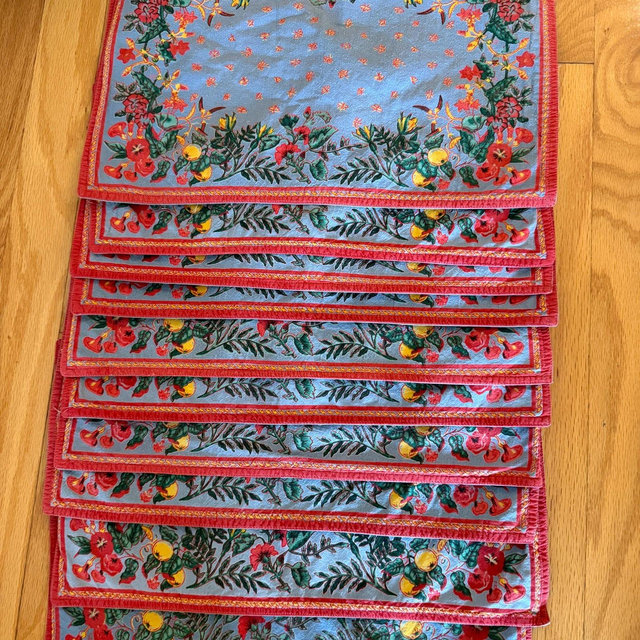 Vintage Set 10 Williams-Sonoma Provence placemats Blue Floral Bees 19" x 12-1/2"