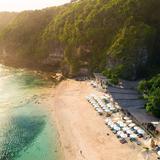 Sundays Beach Club