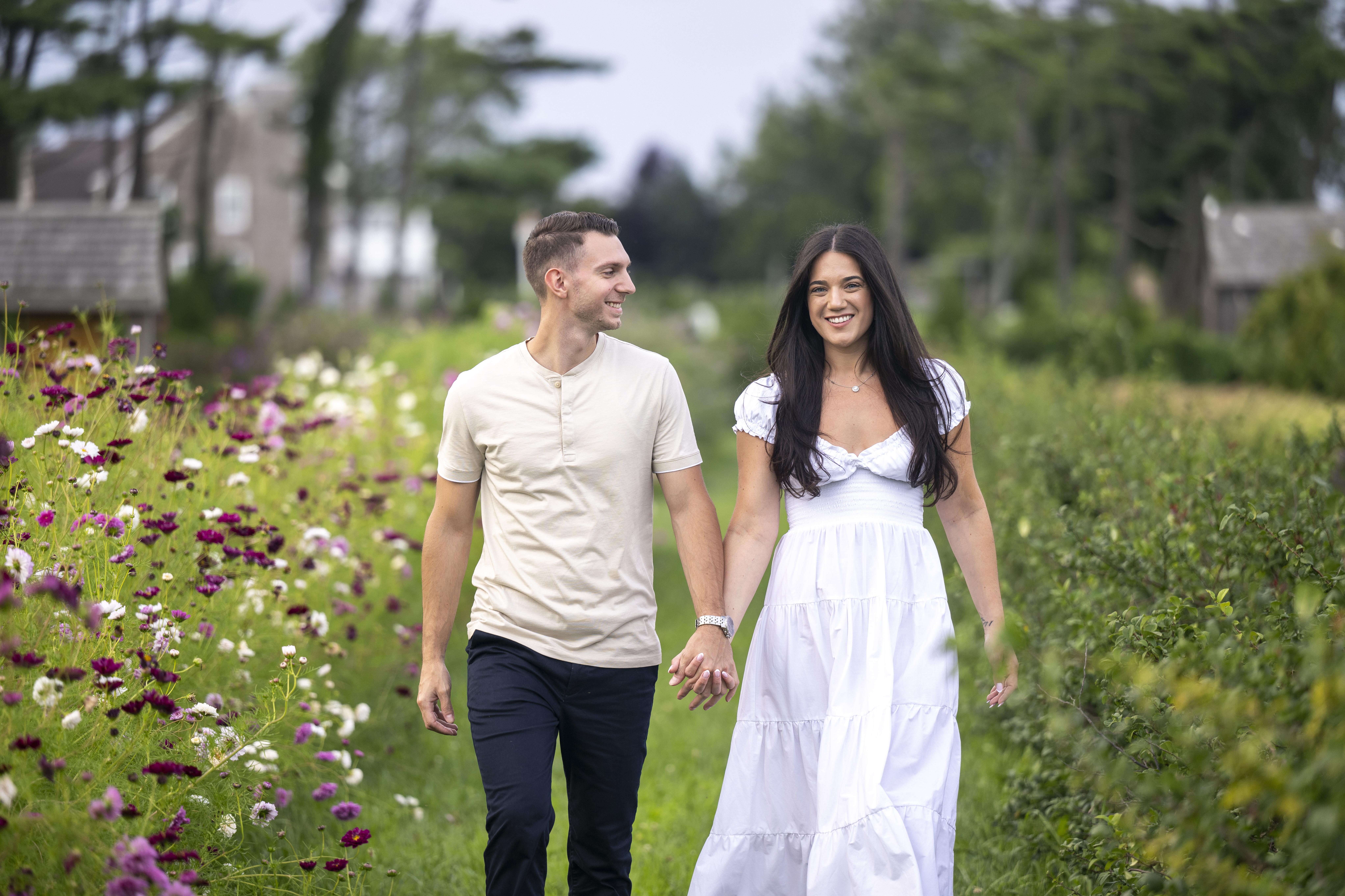 The Wedding Website of Gene DelGais and Julieanna Mannino