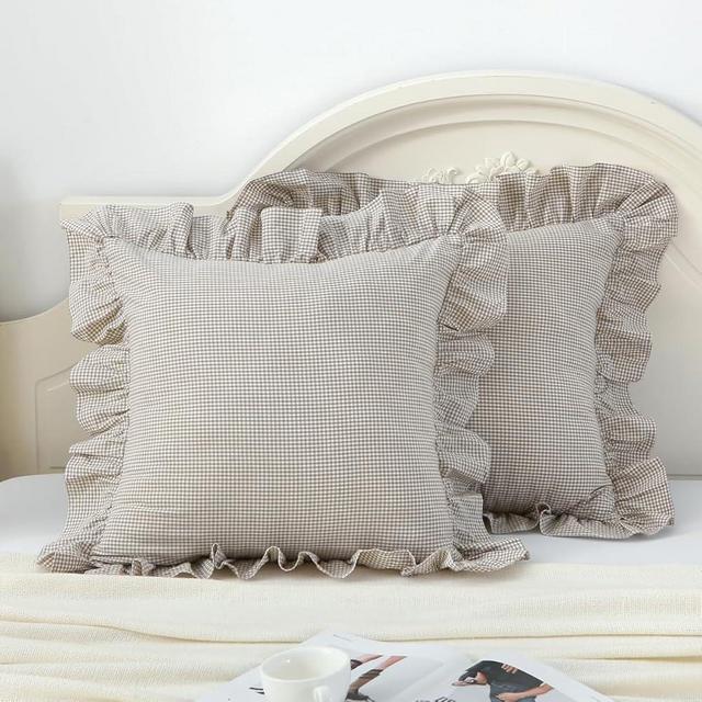 Silnuo Brown/White Ruffle Plaid Throw Pillow Covers Farmhouse Checkered Gingham Pillowcases 18"x18" Pillow Shams for Couch,Sofa,Bed and Living Room