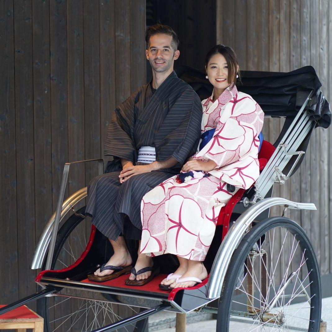 That corny kimono photo that international couple do