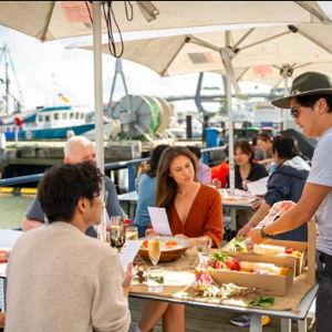 Sydney Walking Food Tour on Honeymoon
