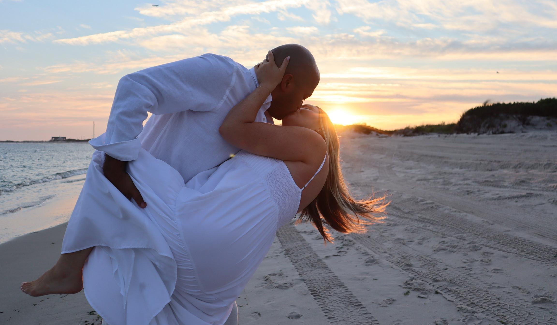 The Wedding Website of Ashley Johnson and Oscar Santana