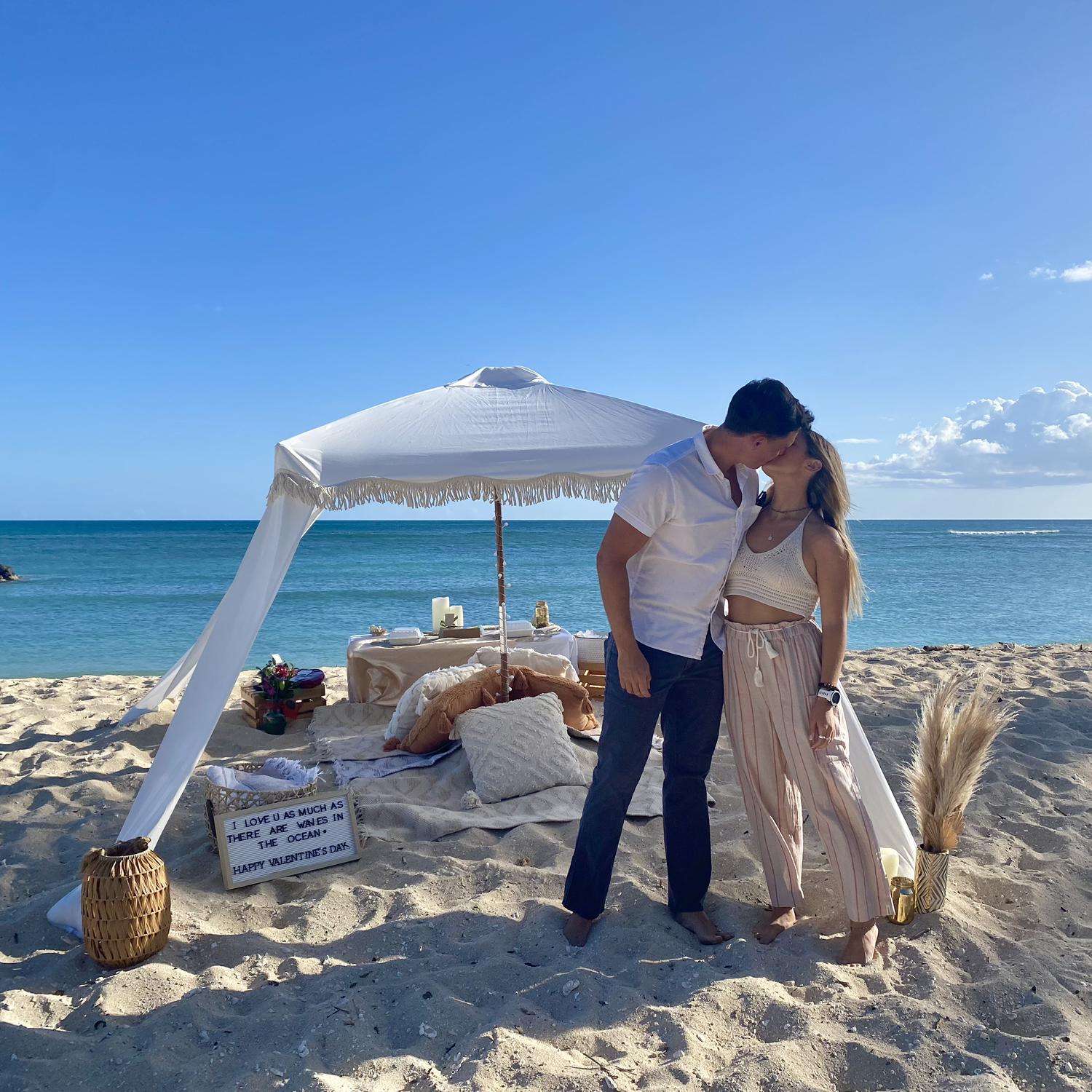 We moved to Hawaii! Valentines Day Picnic