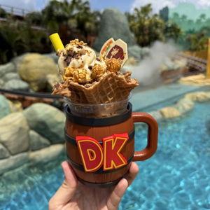 Two DK Crush Floats