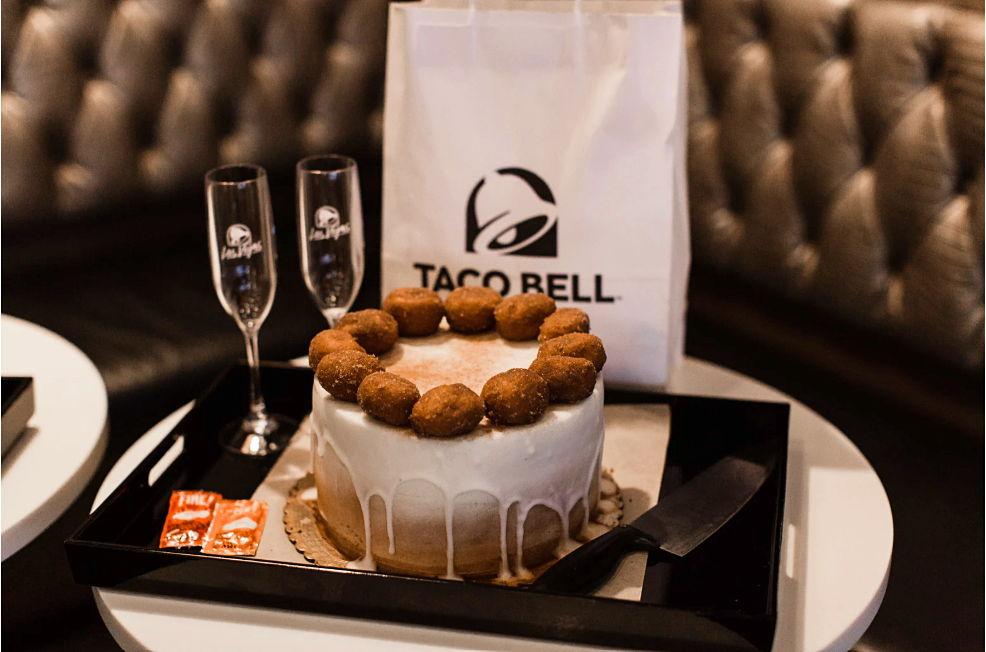 The Wedding Website of Juli Menassian and Brian Eddings