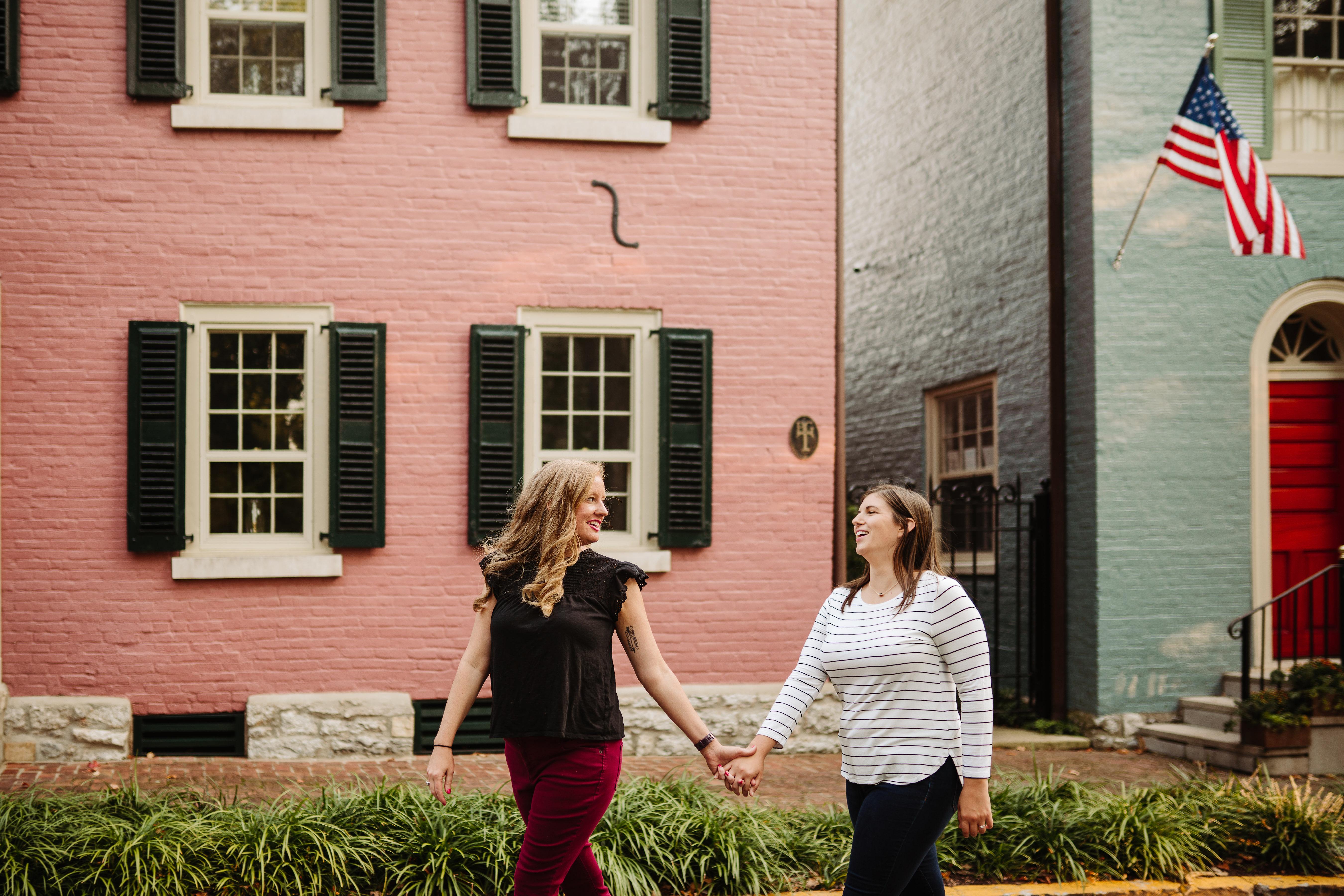 The Wedding Website of Daphne Arnold and Sydney Shields
