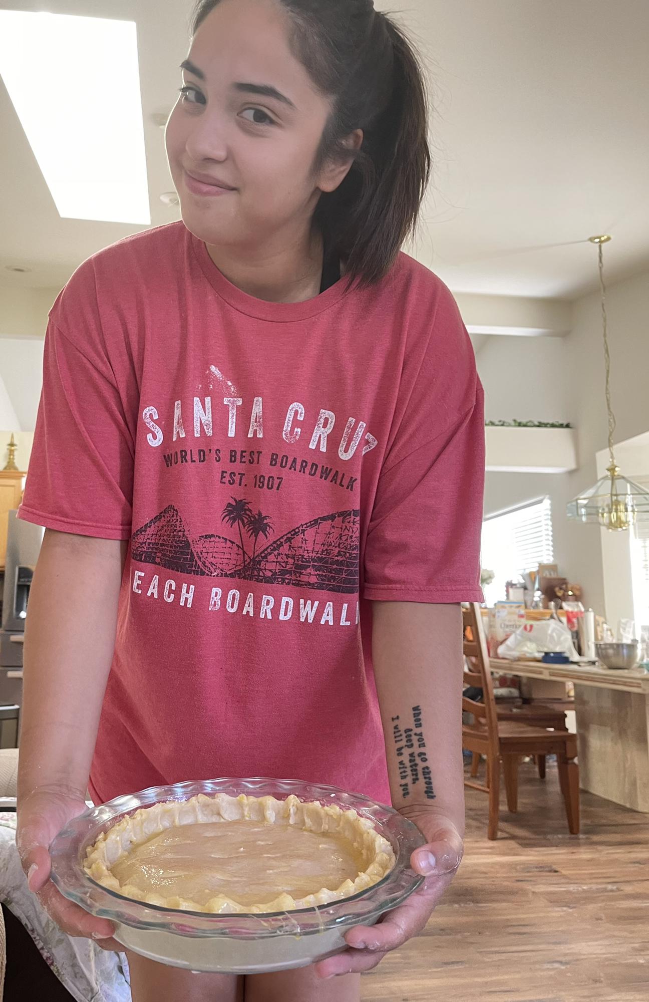 Ari making a dairy free Apple Pie for me🥧 🥺