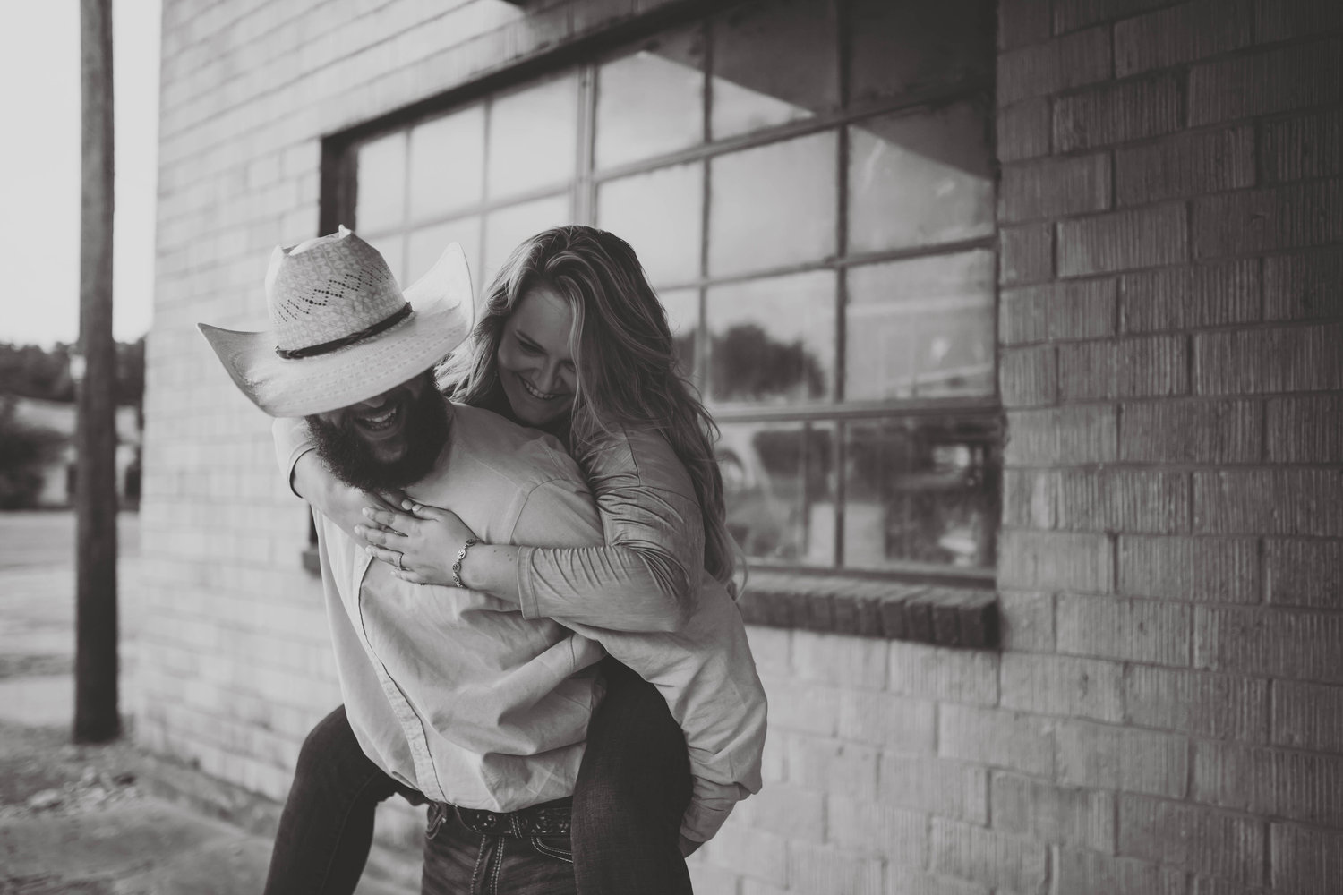 The Wedding Website of Emily Wallace and Justin Roundtree