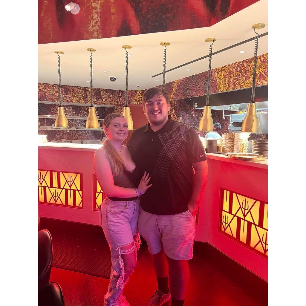 For Nick's 21st birthday, we went to Atlantic City and ate at Gordon Ramsay's restaurant! Gordon's shows are one of our favorites to watch together