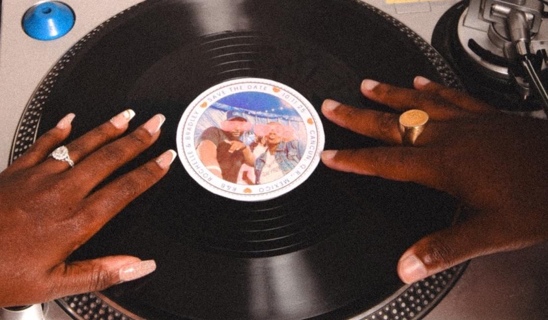 The Wedding Website of Rochelle Smith and Bradley Denton