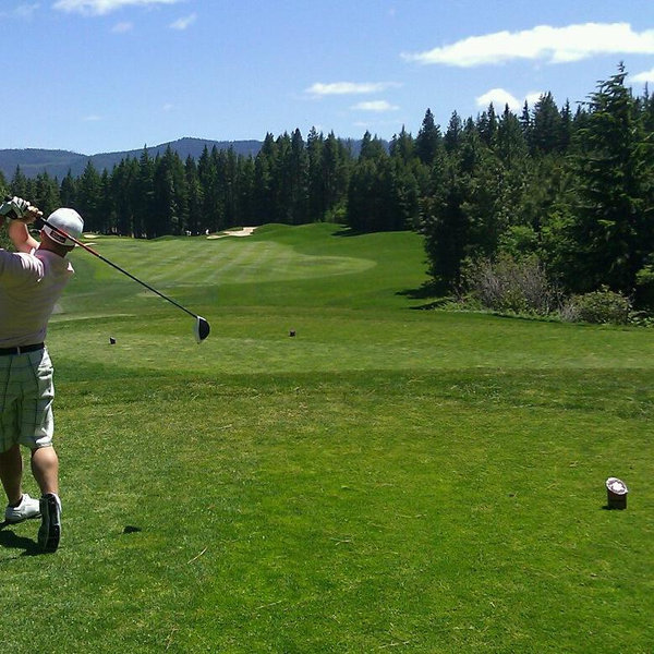 Honeymoon Golf Round