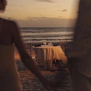 Candlelight Dinner on the Beach