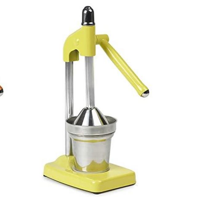 IMUSA USA J100-00100 Heavy Duty Manual Juicer with Cup (Orange, Green, Yellow) Color will Vary