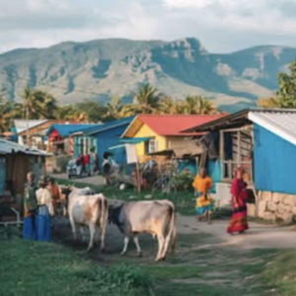 Re-gifting (Gifts for Malagasy Communities)