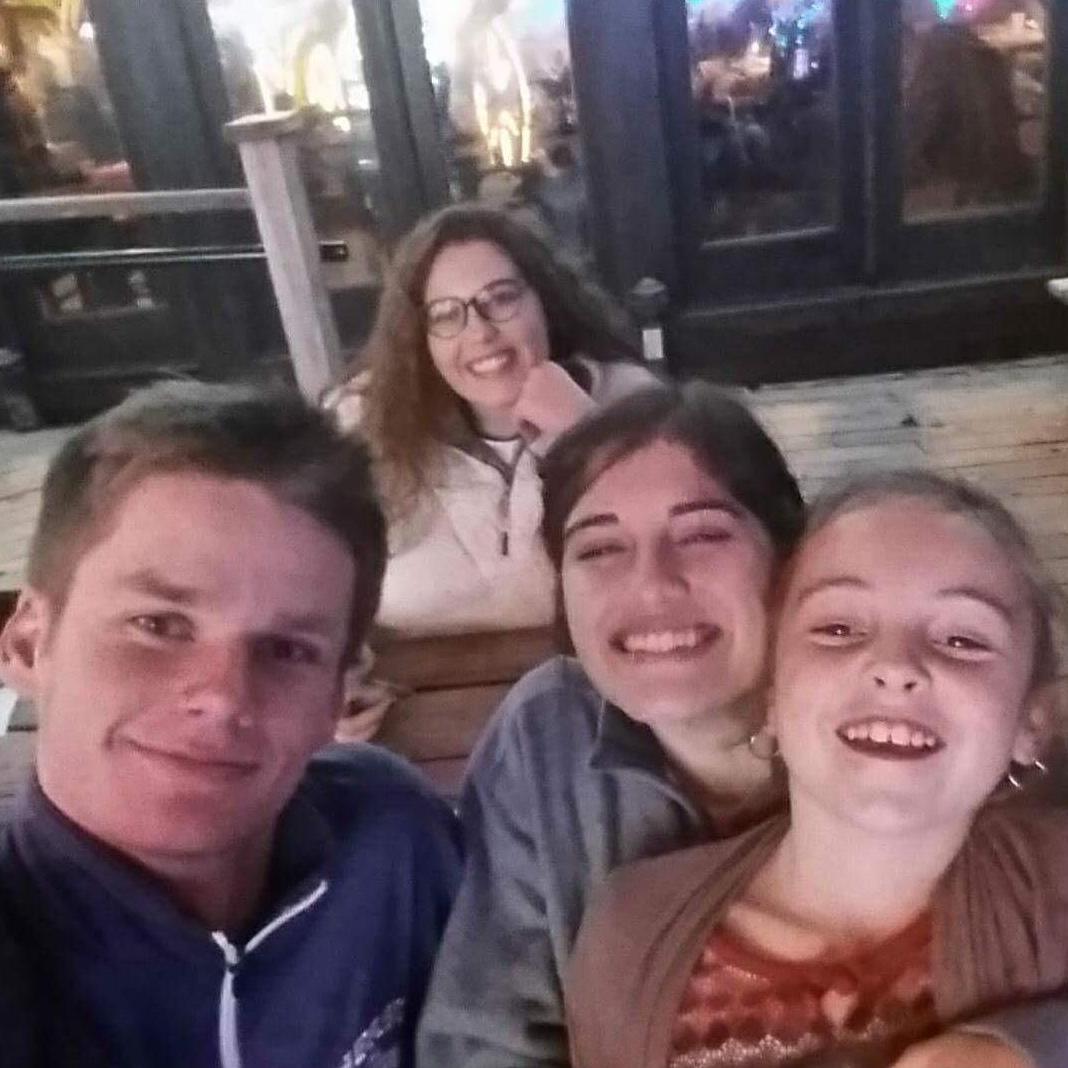 Thanksgiving Break 2017: A fun trip to a coffee shop with two of our favorite gals!