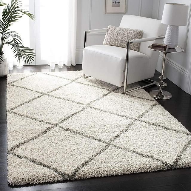 SAFAVIEH Hudson Shag Collection SGH281A Modern Diamond Trellis Non-Shedding Living Room Bedroom Dining Room Entryway Plush 2-inch Thick Area Rug, 5'1" x 7'6", Ivory / Grey