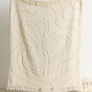 Heart Tufted Throw Blanket