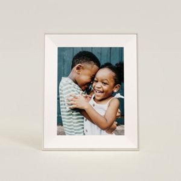 Aspen Clay with White Mat - Smart HD Digital Picture Frame | Aura