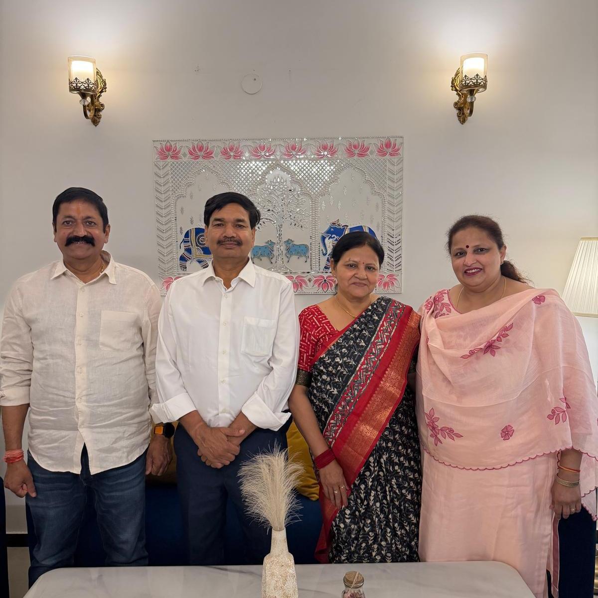 First meeting as Samdhi ji(s)