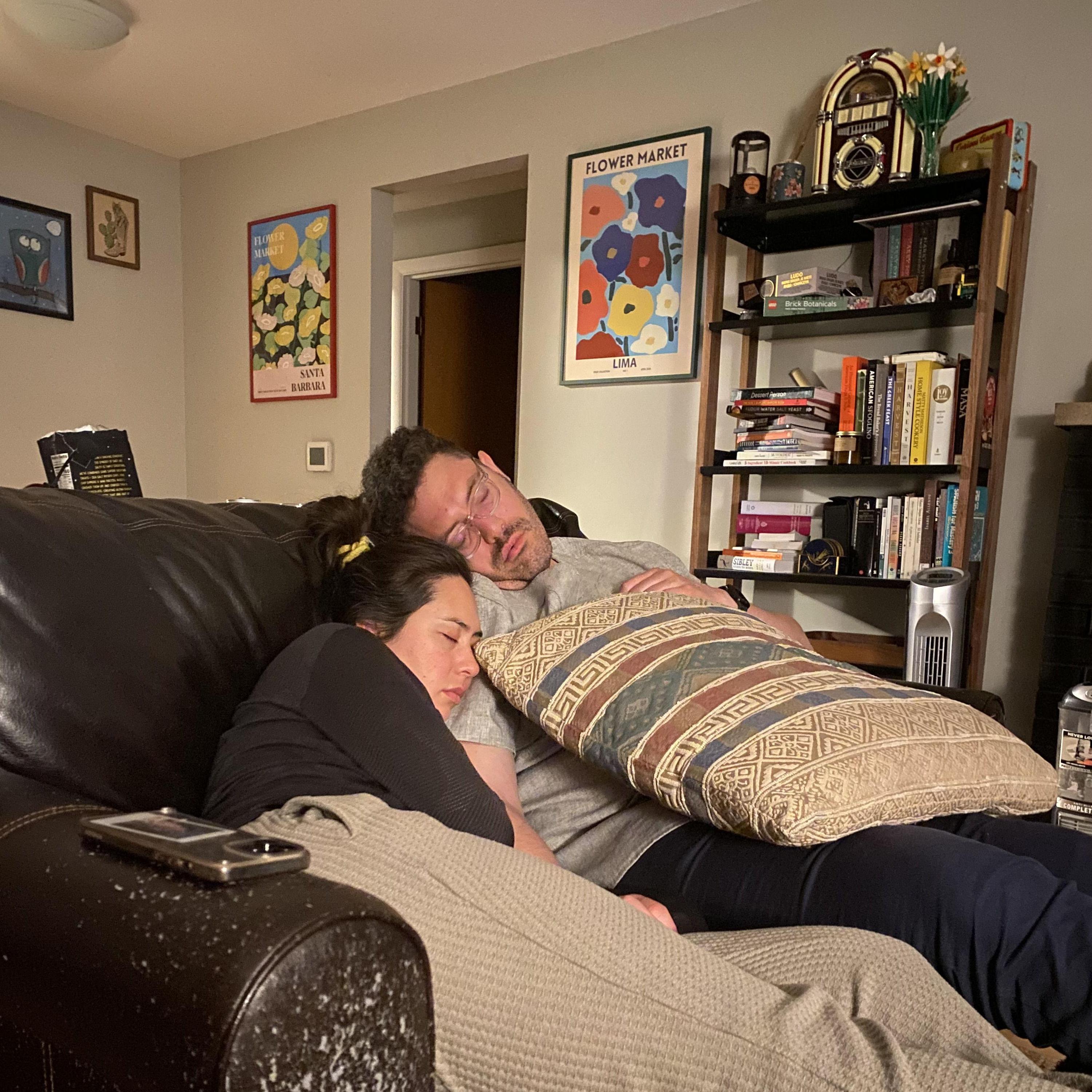 Sleepy after playing tourists in Washington state