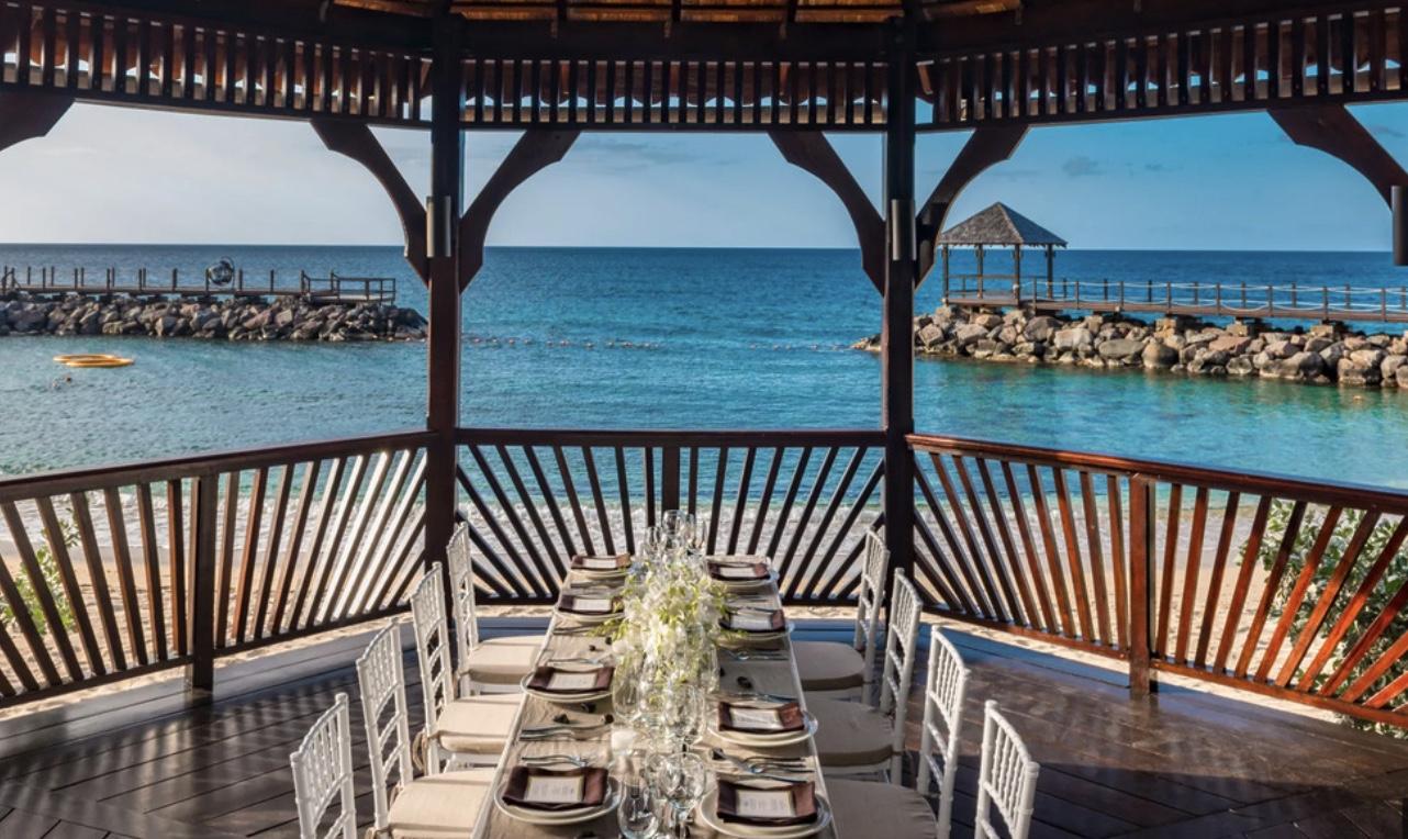 The Wedding Website of Glynis Deskins and Darryl Jones