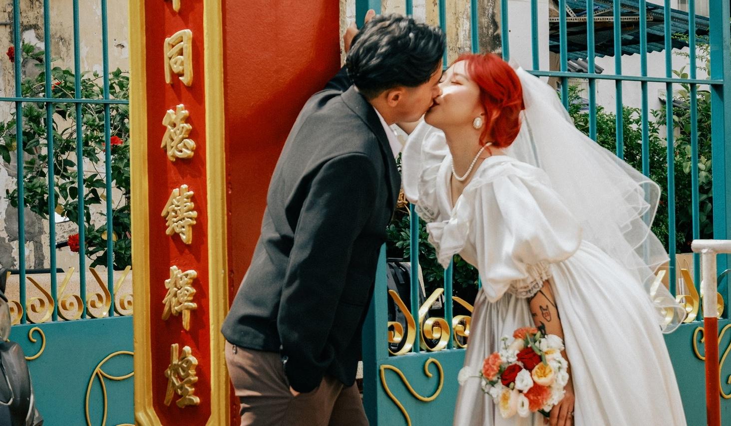 The Wedding Website of Lynn Le and Jonathan Picart