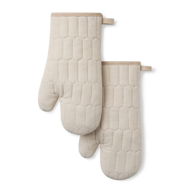 MARTHA STEWART Honeycomb Quilted Chambray Oven Mitt 2-Pack Set, 100% Cotton, Heat Resistant, Flexible Grip, Natural, 7"x13"