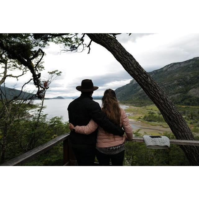 Conocer el fin del mundo que claramente tiene bastante tierra en el horizonte jaja)