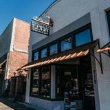 LUNA Bar & Grill Downtown