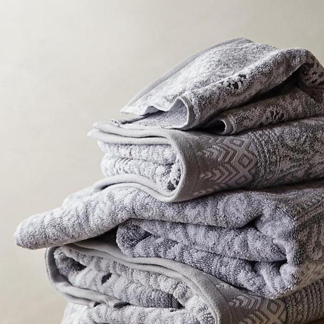 Marigold Towel Collection: Washcloth/ grey