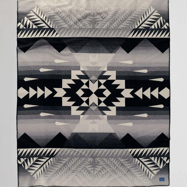 NIKE N7 SEVEN PEAKS BLANKET