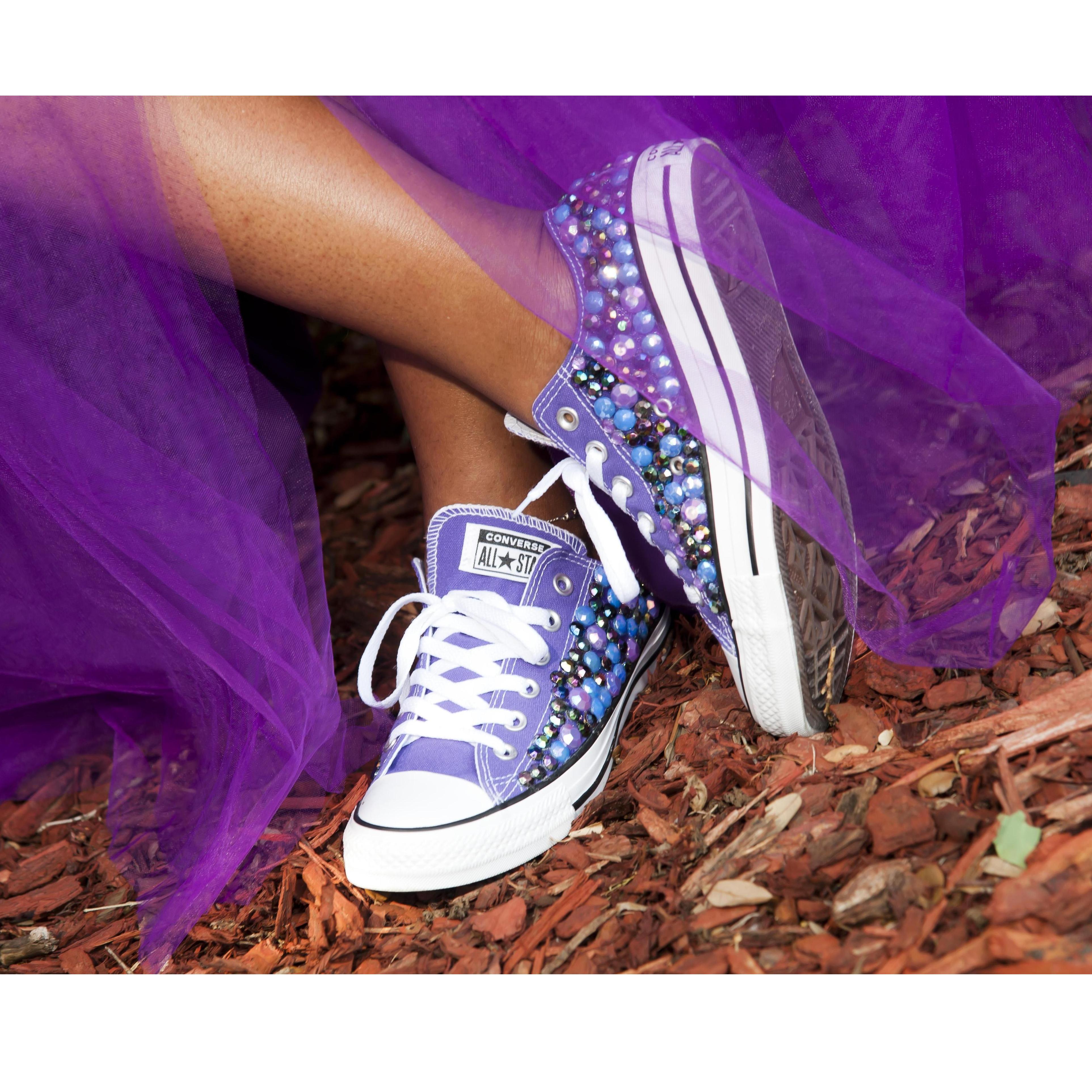 A girl loves her chucks!!!