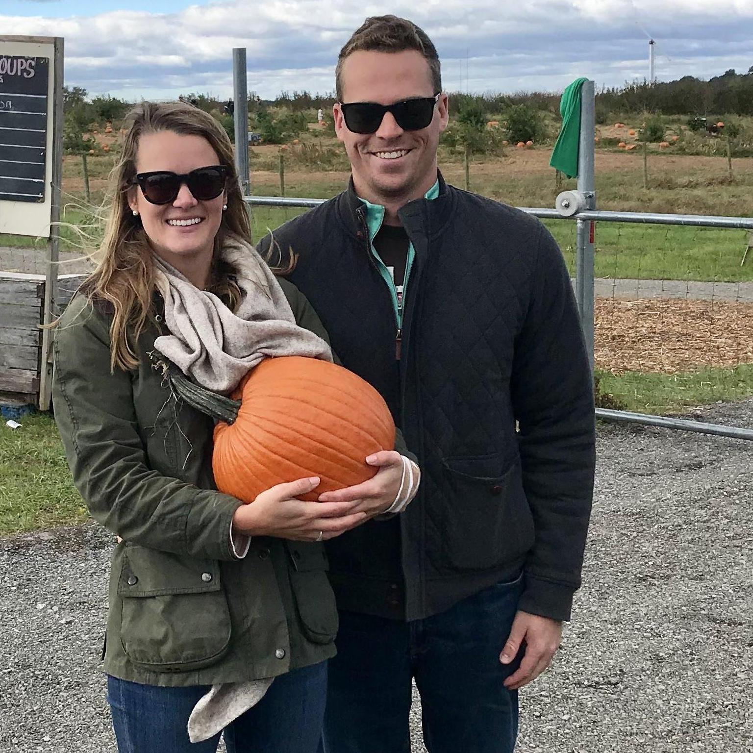 Tom loves the fall... particularly pumpkin picking