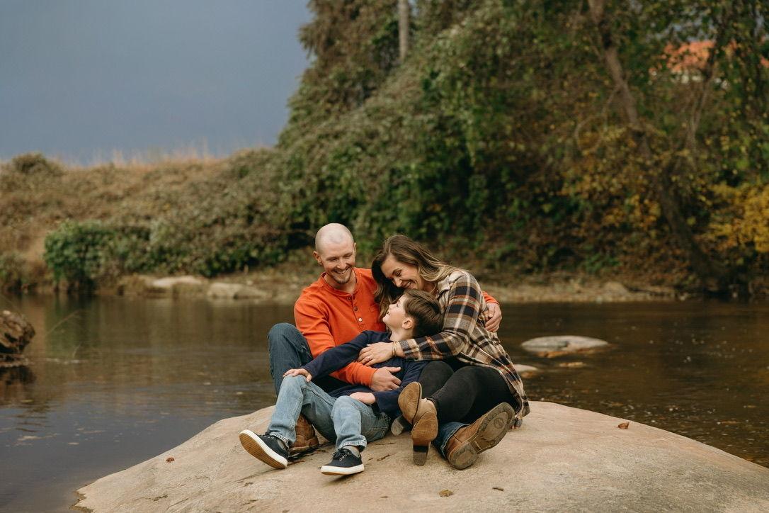 The Wedding Website of Kylie Jones and Dylan Danner