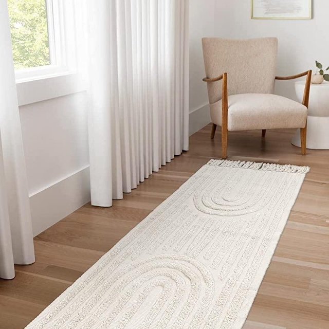 Lanffia Boho Runner Rug 2x7, Beige Hallway Rug Runner Washable Tufted Rainbow Rug with Tassels Indoor Farmhouse Floor Carpet for Kitchen Laundry Room Doorway Bedroom Living Room