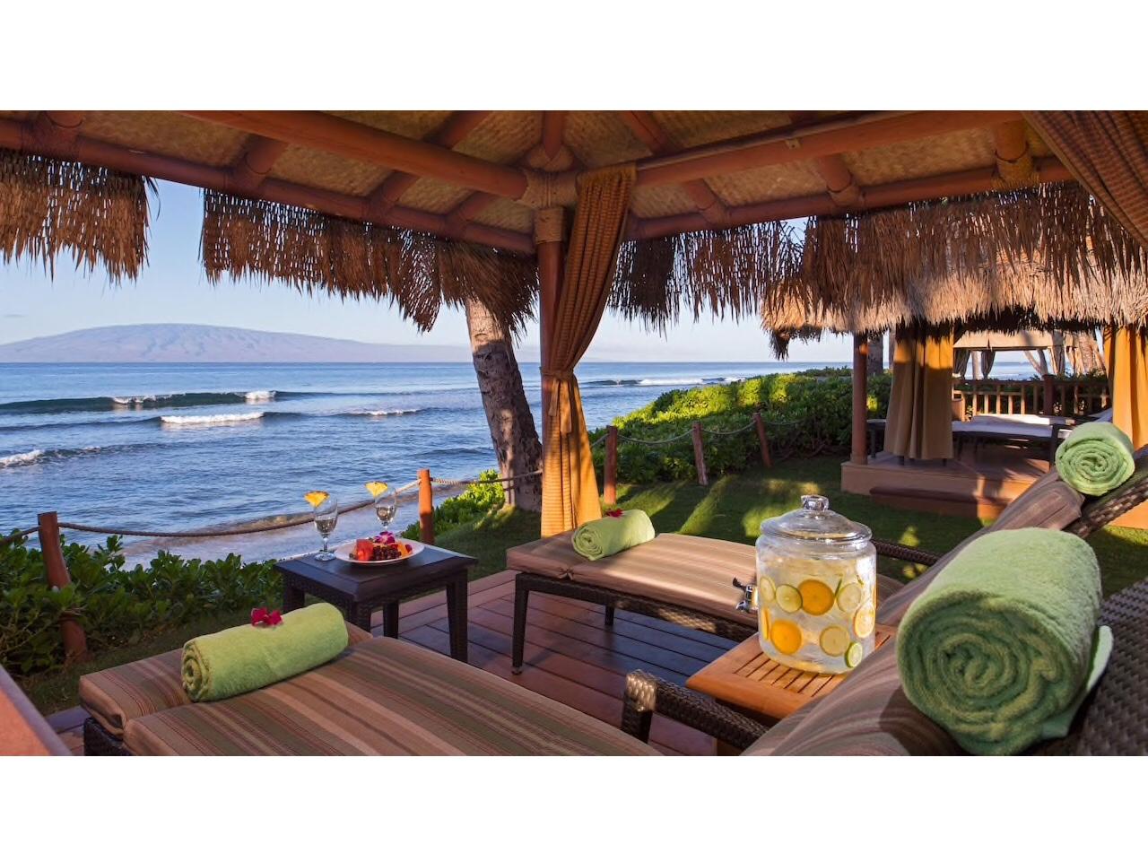 Beach Cabana Rental⛱