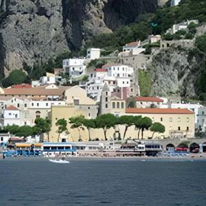 Honeymoon Excursion: Pompeii & Amalfi Coastal Cruise
