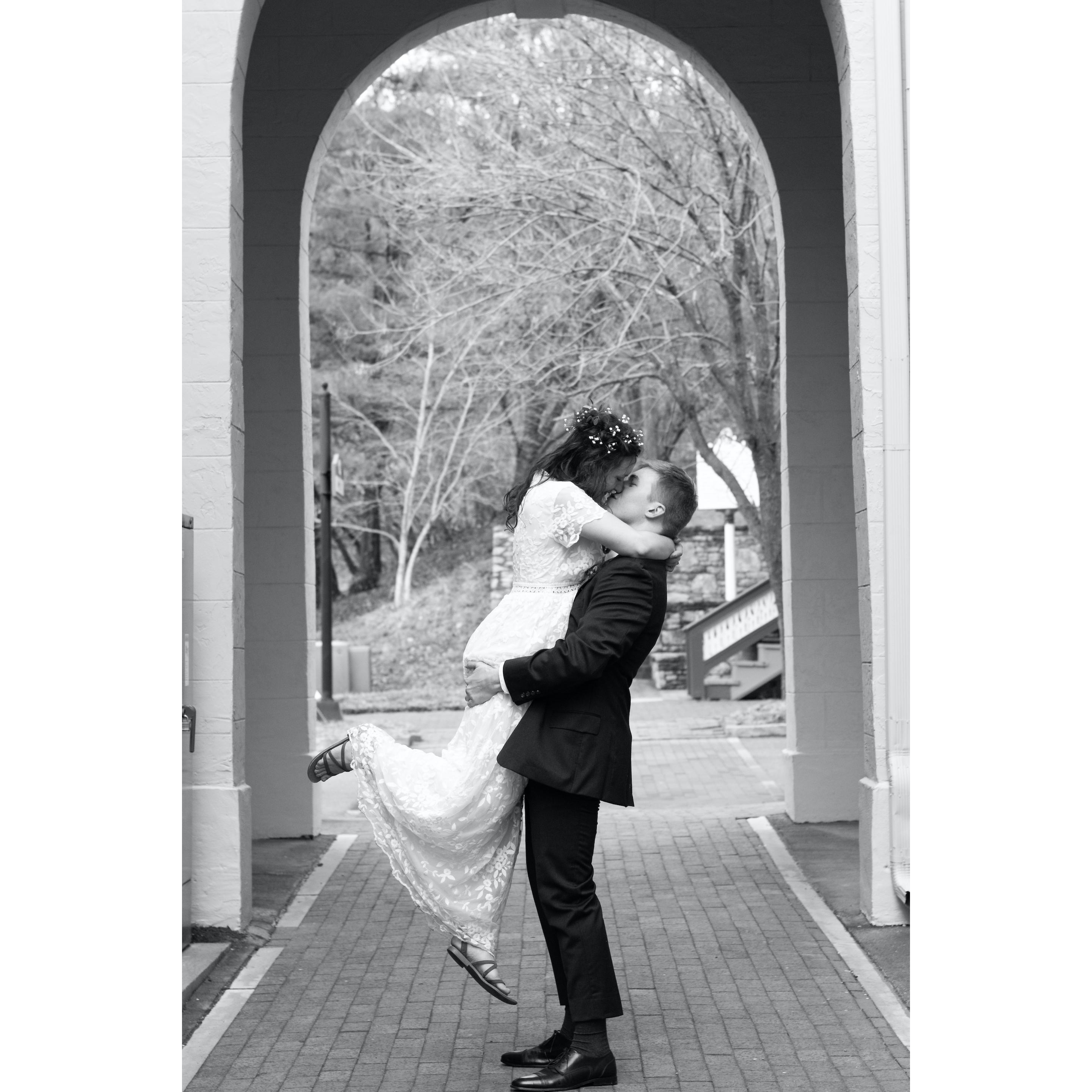 Eloping in Jonesborough, TN!