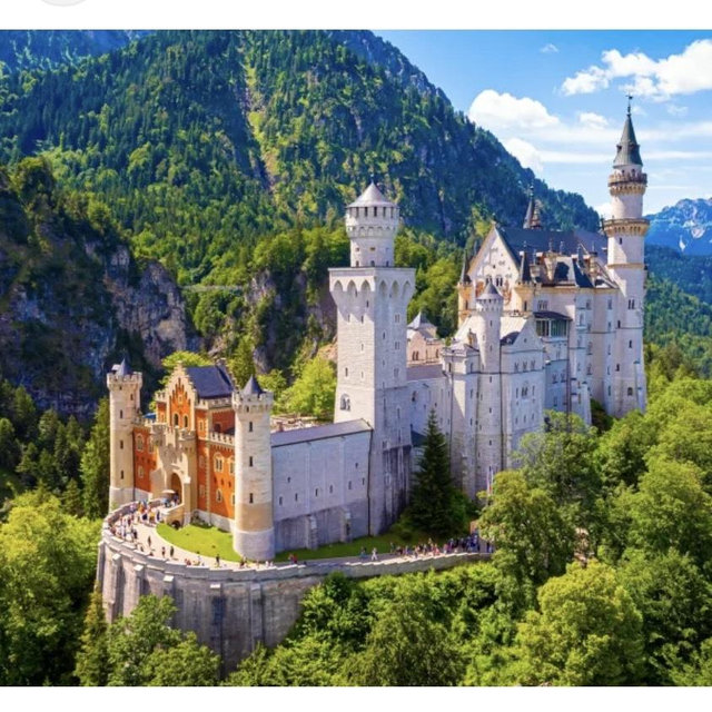 Magical Visit to Neuschwanstein Castle
