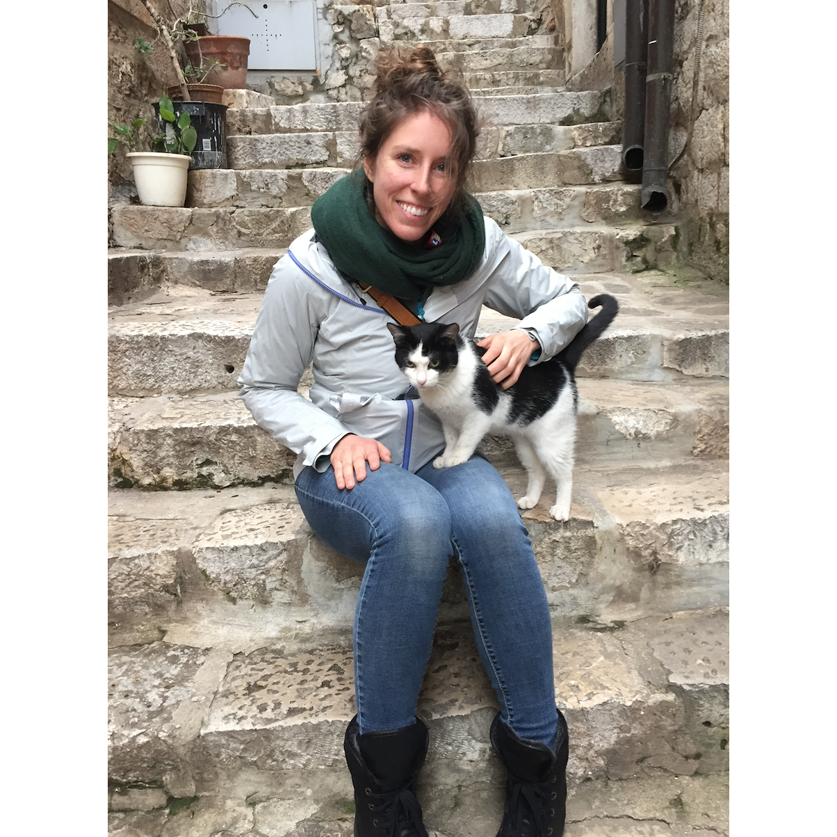 It's imperative that Lisa always pets all the stray cats