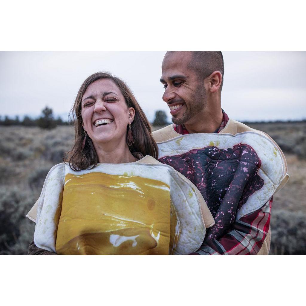 A BIG thanks to Caitlin Eddolls for her amazing engagement photos! We had a great time taking these.