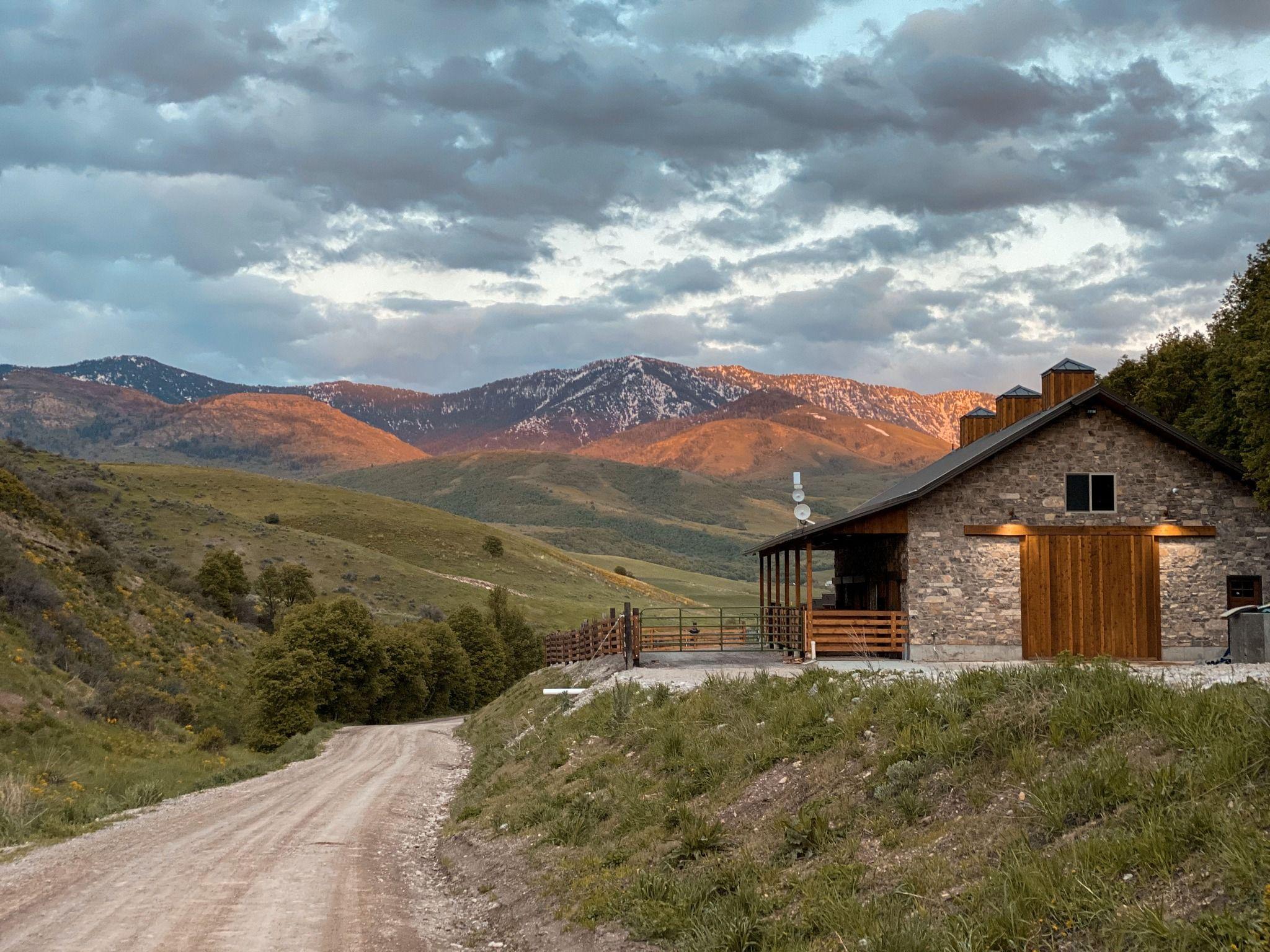 The Wedding Website of Jordan Herman and Joey Howell