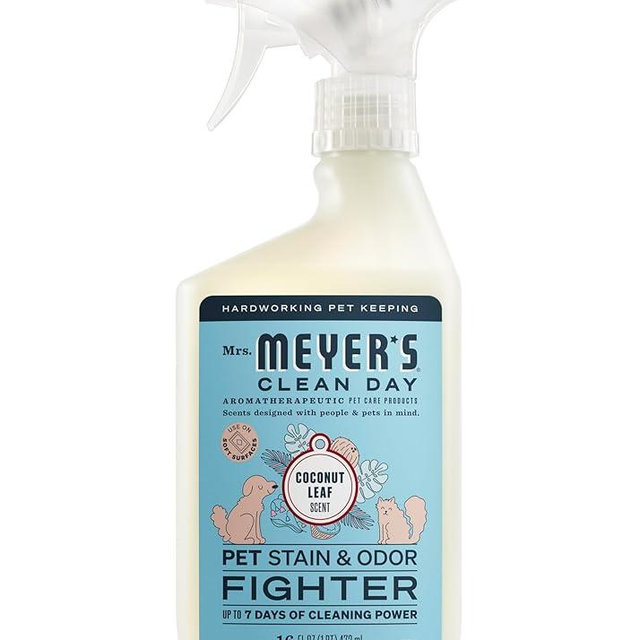 MRS. MEYER'S CLEAN DAY Pet Stain & Odor Fighter, Coconut Leaf Scent, 16oz