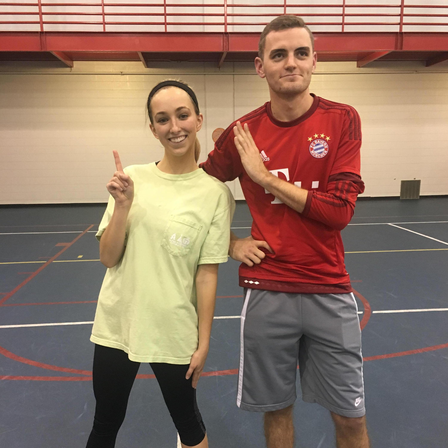 November 2016 // Western Kentucky University // Our ambassador clubs (Honors Toppers and Spirit Masters) played against each other in indoor soccer. Honors Toppers won!