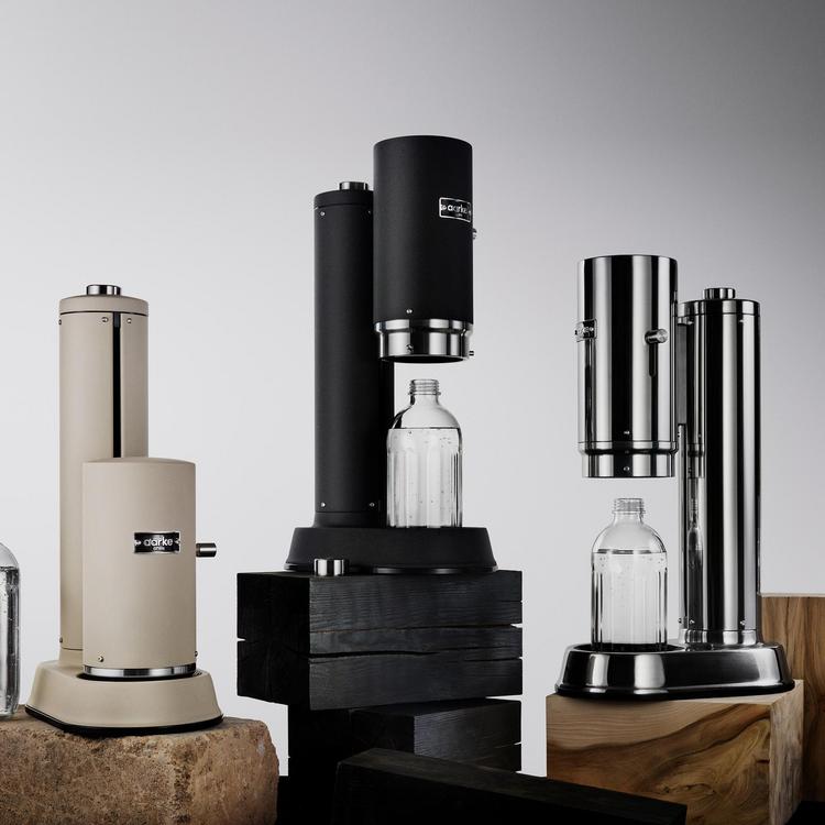 Aarke, Carbonator Pro with Co2 Cylinder | Zola