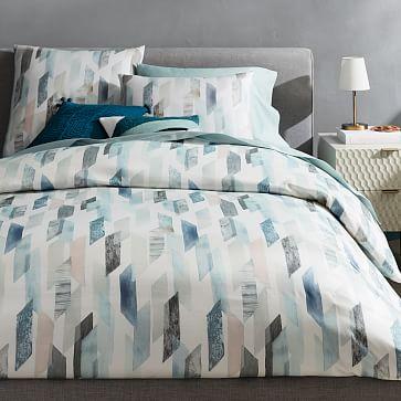 400-Thread-Count Organic Sateen Crystal Geo Duvet Cover + Shams